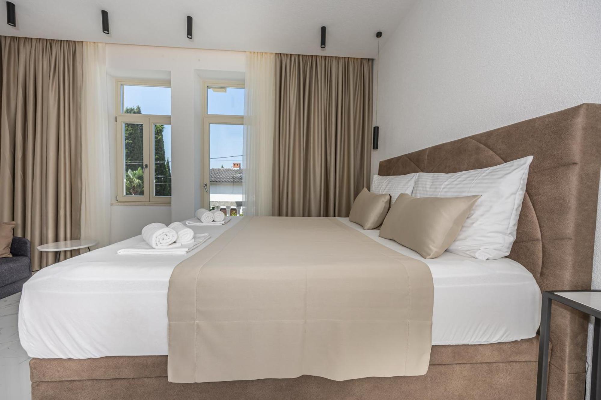 Villa Vita Luxury Apartments Crikvenica Buitenkant foto