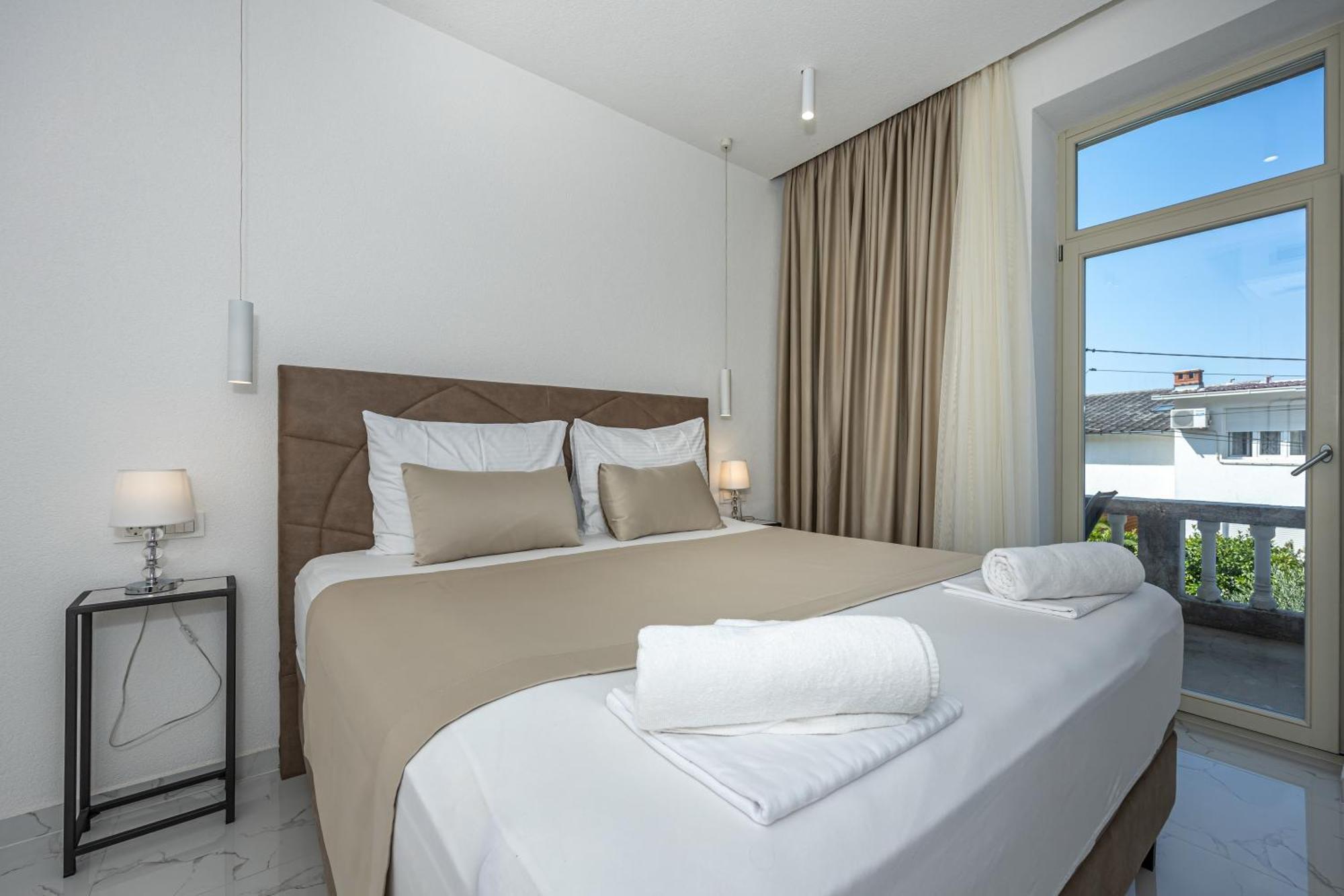 Villa Vita Luxury Apartments Crikvenica Buitenkant foto